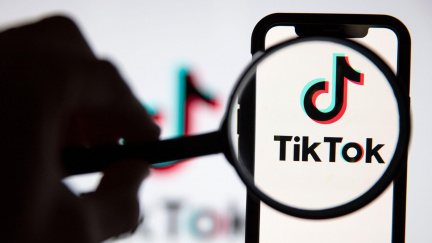 TikTok ji stál svobodu: Poznámka o Ježíšovi poslala influencerku do vězení