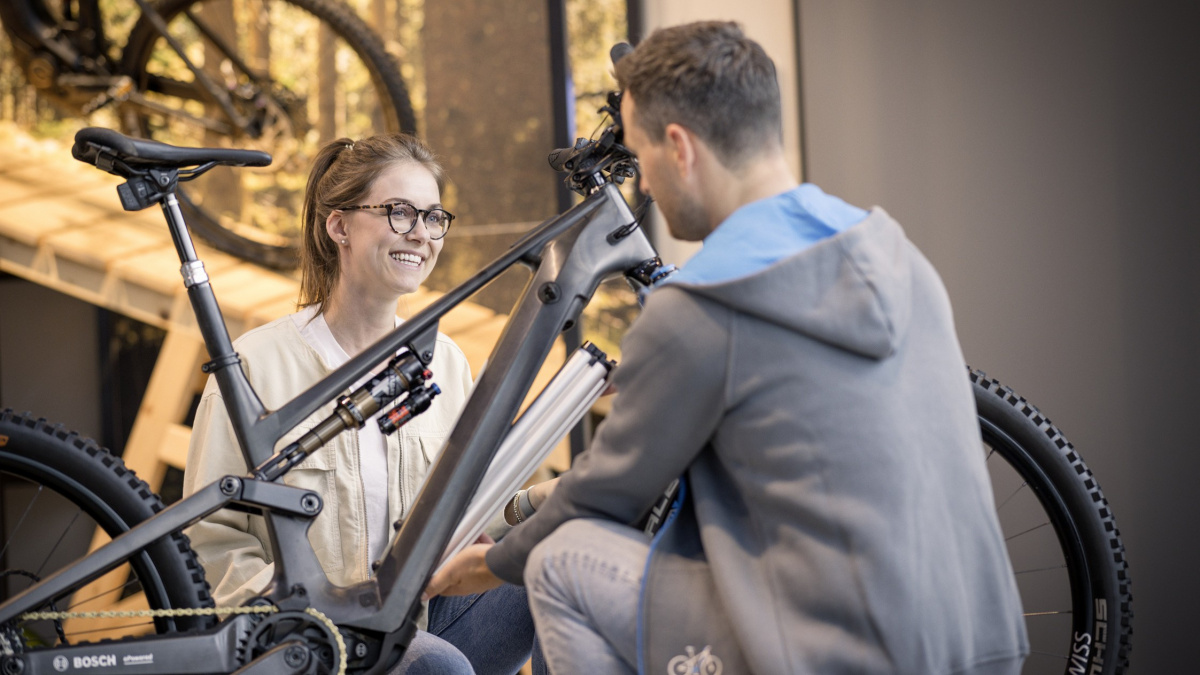 Pozor na staré baterie z elektrokol. Můžete se jich zbavit bezpečně?
