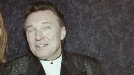 Chytré podnikání, nebo normální krádež? Jak Karel Gott přišel o 9 milionů