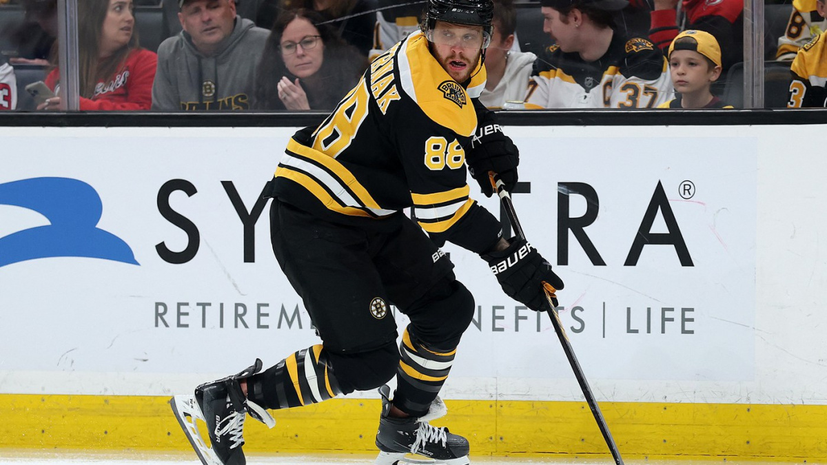 Hvězdný útočník Pastrňák potvrdil start na hokejovém mistrovství světa