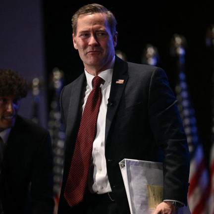 Trumpův poradce pro národní bezpečnost Mike Waltz opustí svůj post