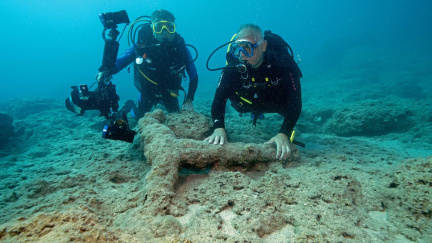 Amfora z mořského dna odhalila historické tajemství