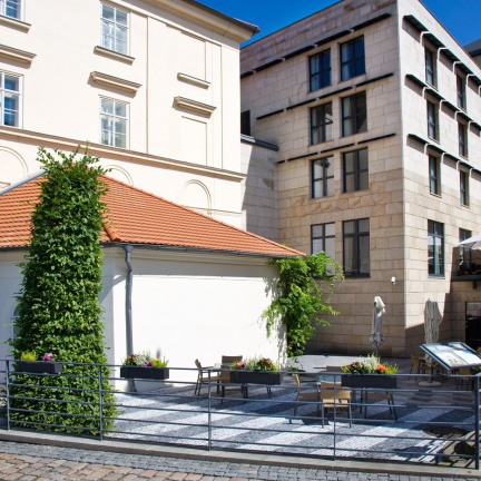 Kellnerová s Otrubou mohou převzít pražský hotel Four Seasons