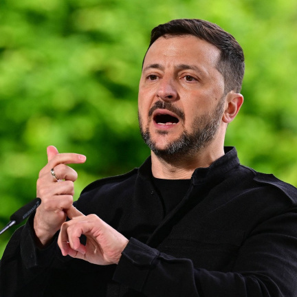 Zelenskyj oznámil, že je připraven se setkat ve čtvrtek s Putinem v Istanbulu