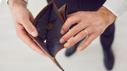 Peníze se na ně nelepí. Tři znamení zvěrokruhu, která čekají finanční těžkosti