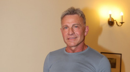 Slavný idol žen: "Partnerku nemám a vyhovuje mi to"