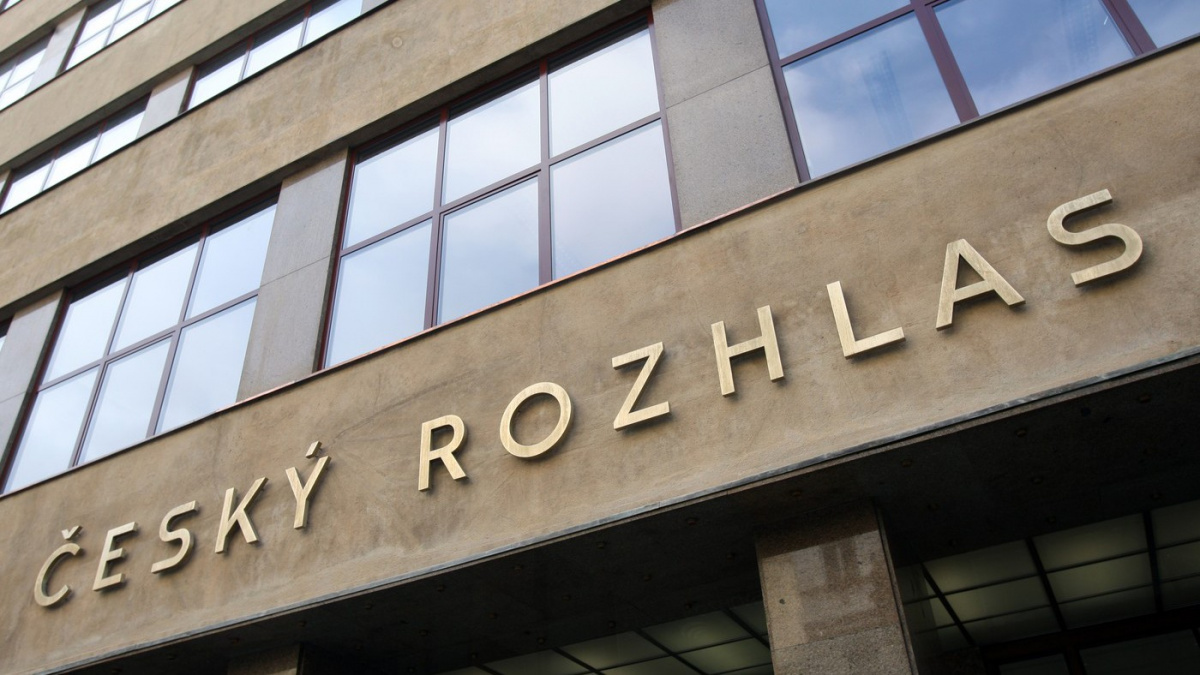 Lidé si dnes mohou prohlédnout budovu ČRo v Praze i regionální rozhlasová studia