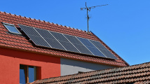 O dotace na domácí fotovoltaické elektrárny je i přes snížení podpory zájem