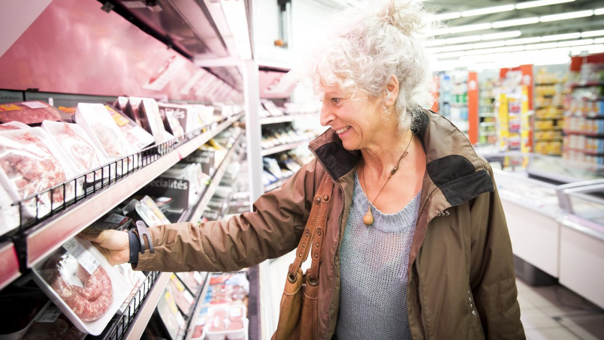 Poslední šance na masivní slevy v supermarketu - maso, mléko a další klíčové potraviny za polovinu