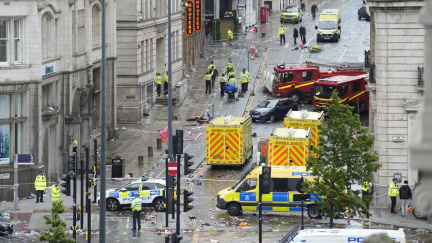 Řidič, který v Liverpoolu najel do davu, zranil 27 lidí včetně čtyř dětí