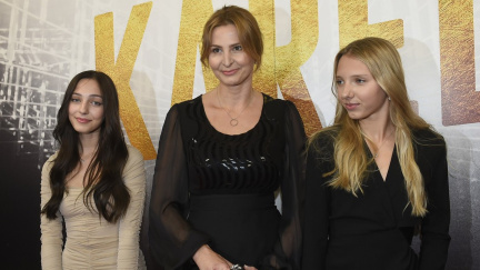 Mistrova nejmladší dcera slaví sladkých 17. Co dnes dělá Nelly Gottová a jak se jí daří?