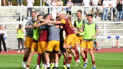 Fotbalisté Dukly i Pardubic se v baráži udrželi v první lize