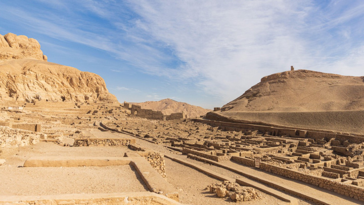 Úředník pod pyramidou. Další pikantní detaily ze života starých Egypťanů odhalily nově odkryté hrobky