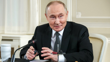 Putin je ochoten jednat s kancléřem Merzem, pokud mu zatelefonuje