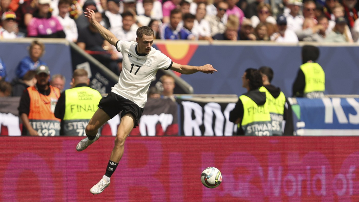 Německý fotbalista Wirtz přestoupil za rekordní částku do Liverpoolu