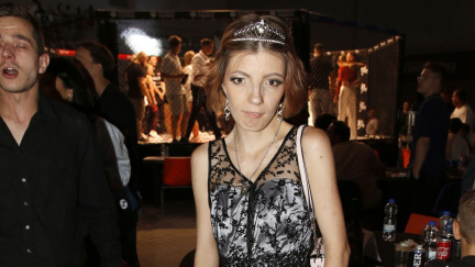 Chcete dát facku Shopaholicadel? Můžete! Influencerka hledá soupeřku