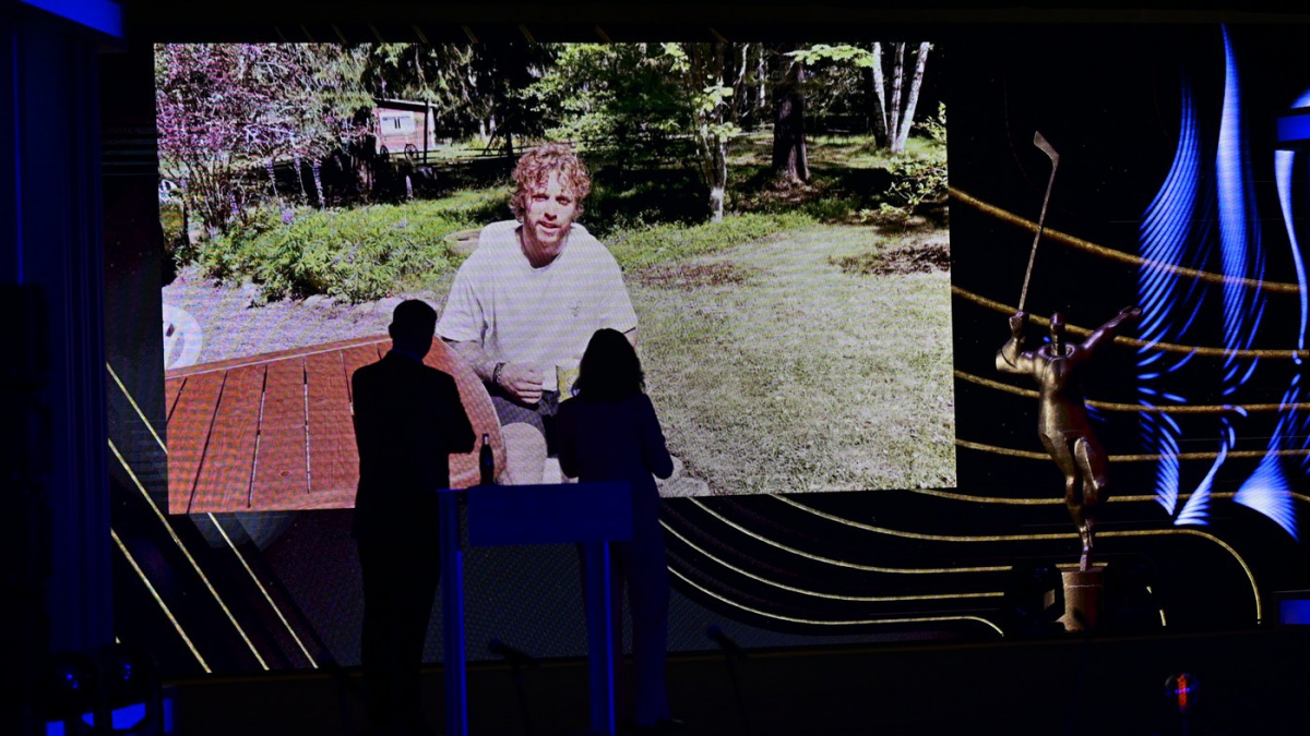 Favorizovaný Pastrňák ovládl poosmé anketu Zlatá hokejka