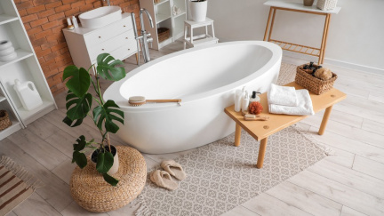 Volně stojící vany – elegantní řešení pro moderní i klasické koupelny