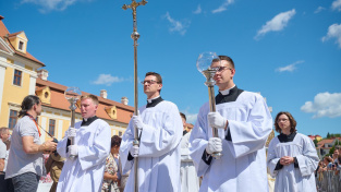 Cyrilometodějské slavnosti ve Velehradě vyvrcholí dopolední poutní mší