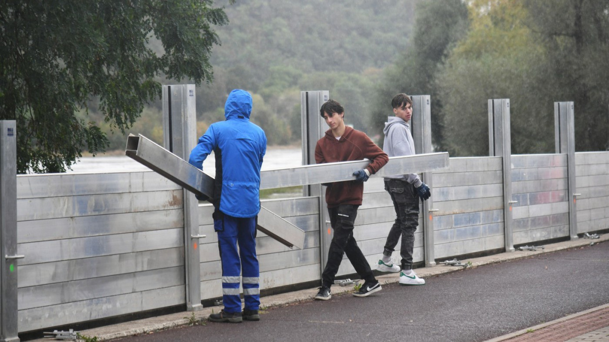 Kvůli očekávanému extrémnímu dešti zasedne Ústřední povodňová komise