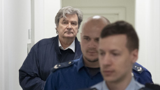 Advokát Jansta z kauzy motolské nemocnice zůstává ve vazbě, neuspěl se stížností