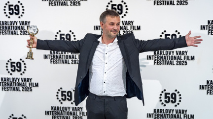 Křišťálový glóbus v Karlových Varech získal snímek Raději zešílet v divočině