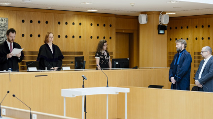 Obvodní soud znovu posunul hlavní líčení v kauze Dozimetr, bude v září