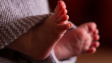 Zdravotníci zlínské nemocnice dnes ráno našli v babyboxu odloženou novorozenou holčičku.