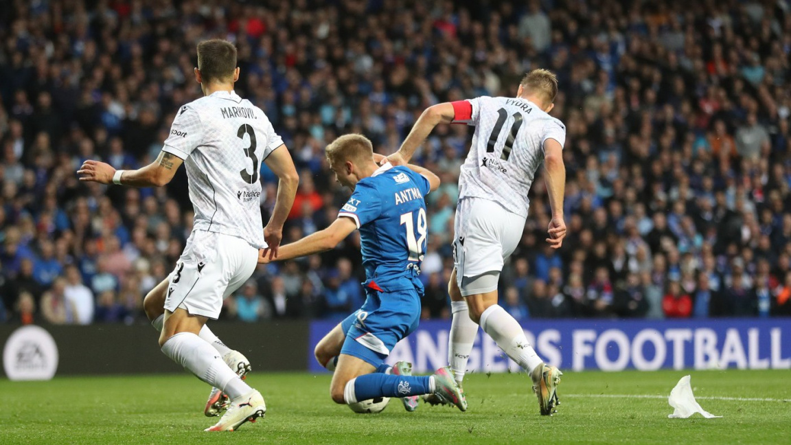 Fotbalisté Plzně prohráli v Glasgow 0:3 a v Lize mistrů se jim vzdálil postup