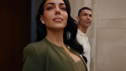 Konečně poklekl! Nejslavnější fotbalista požádal svou vyvolenou o ruku prstenem za rekordní částku