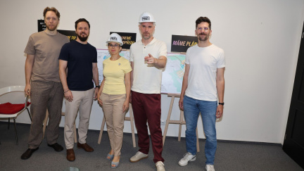 Piráti považují za nezodpovědné, že se začíná s vymáháním dotací Agrofertu pozdě