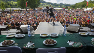 Festival Vizovické Trnkobraní začal koštem slivovic a dalších pálenek