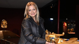 Nezná žárlivost? Slavná moderátorka: "Manžel má jinou. Jsem za to ráda"