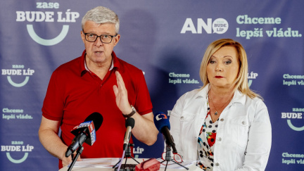 ANO a Spolu oslabilo, SPD posílilo a ve Sněmovně by byli i Motoristé