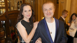 Ze stěhování nic nebude? Šporcl s Kodetovou si malovali, jak prodají dům. Nikdo ho nechce