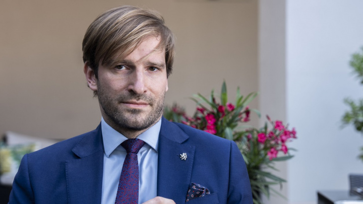 Divoká doba! Bývalý ministr Vojtěch seděl v lavici s Jirkou Mádlem: "Nebyli jsme nejslušnější studenti"