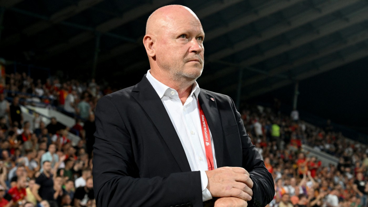 Hašek nebere přípravu se Saúdy jako "přátelský" zápas, od týmu dostal dort