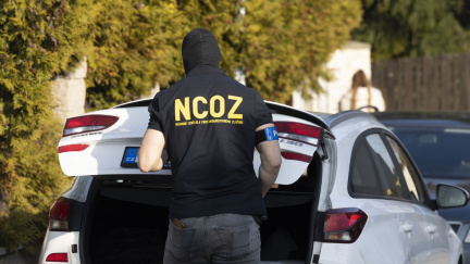 Detektivové NCOZ zasahují na krajském úřadě Plzeňského kraje