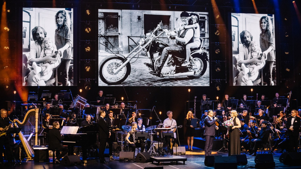 Koncertní turné věnované Petru Hapkovi vyvrcholí koncerty se symfoniky