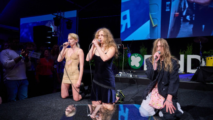 Ruský soud vyměřil členkám Pussy Riot v jejich nepřítomnosti roky vězení