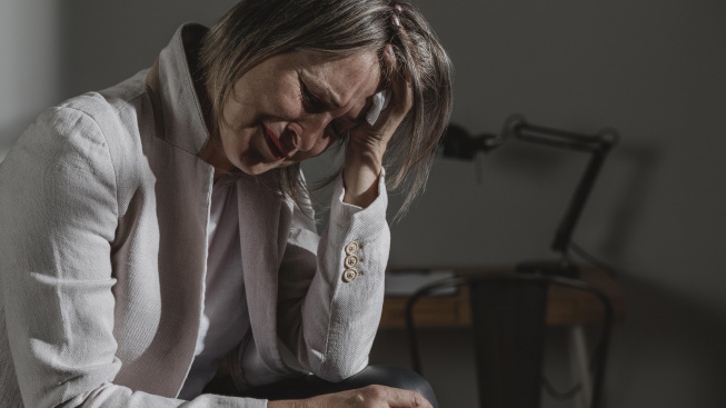 adult-woman-stressing-out-home