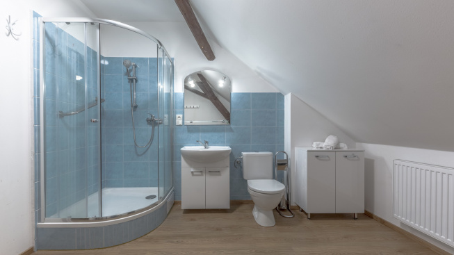 Lety koupelna horní