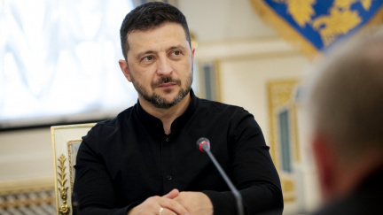 Ukrajinská armáda osvobodila při protiofenzívě sedm obcí, oznámil Zelenskyj