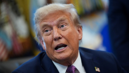 Pracovní víza do USA pro zahraniční specialisty budou ročně stát 100.000 dolarů