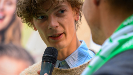 Další těžká role pro Petra Uhlíka! Nejdřív bestiální vrah, nyní slavná atletka: "Největší herecká výzva"