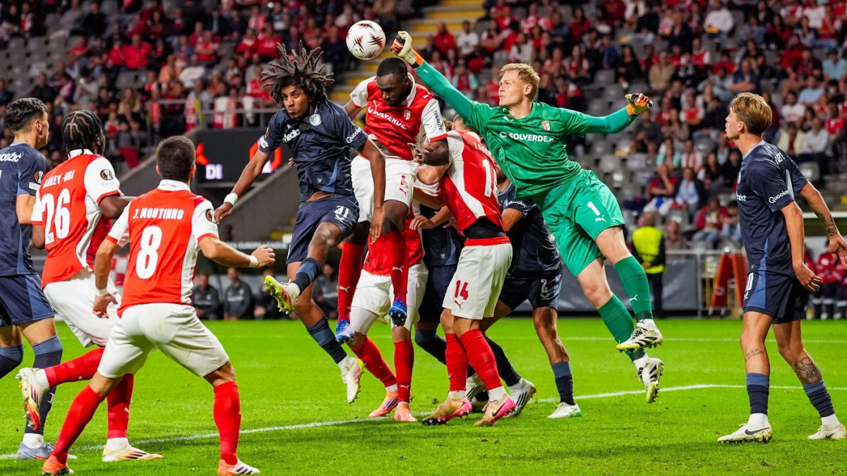 Horníček vychytal v Evropské lize výhru Braze, Pavlenka remízu PAOK Soluň