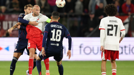 Fotbalisté Lyonu s dvěma Čechy vstoupili do Evropské ligy výhrou 1:0 v Utrechtu