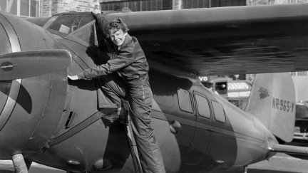 Zlom v záhadě zmizení pilotky Amelie Earhartové: Trump nařídil zveřejnění záznamů