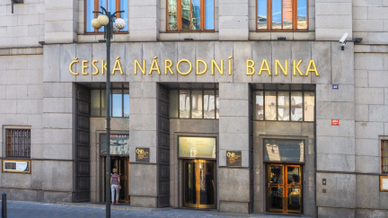 Česká národní banka získá větší kontrolu nad trhy s komoditními deriváty