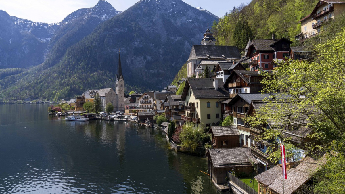 Číňanům se líbilo evropské městečko, tak ho zkopírovali. Komplet a výsledek bere dech